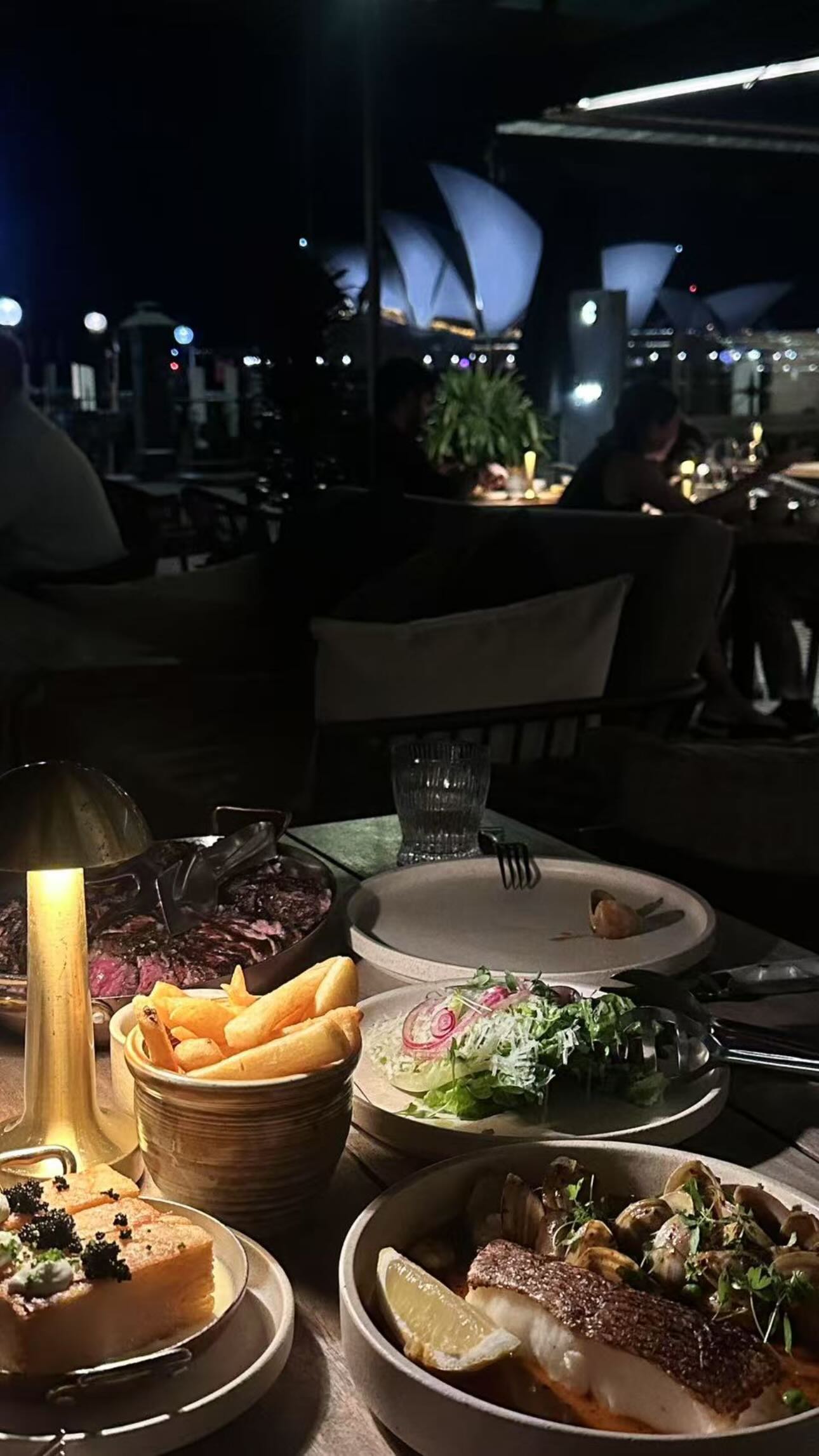 ywwyiiing instagram image archive image