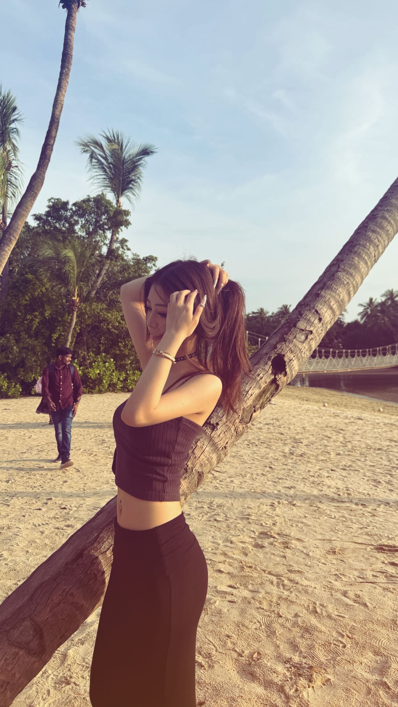 ywwyiiing instagram image archive image