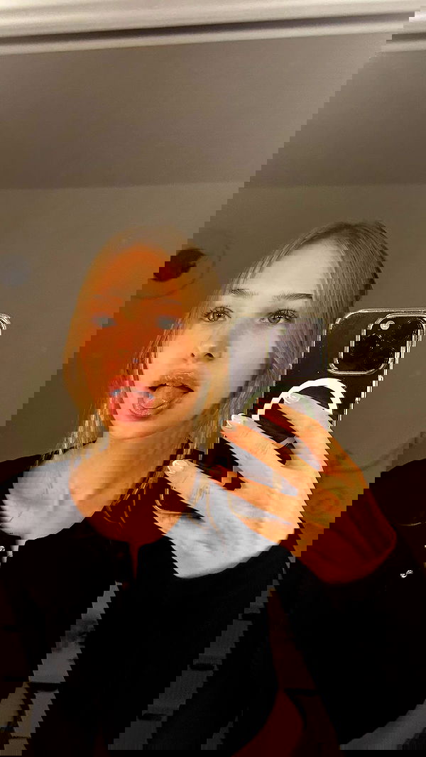 zlata_shipulin zlata_shipulin archive image