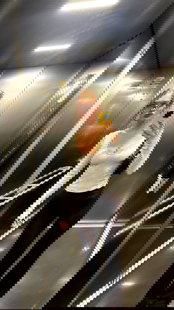 zlata_shipulin zlata_shipulin archive image