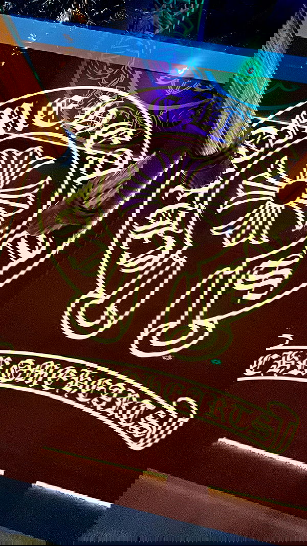 zommmbri image ~ Altpins