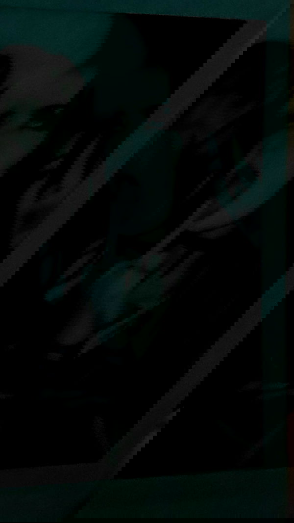 zommmbri image ~ Altpins