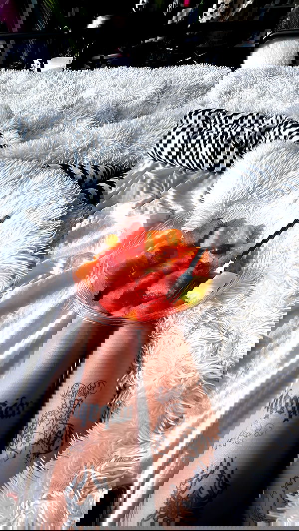 zommmbri image ~ Altpins