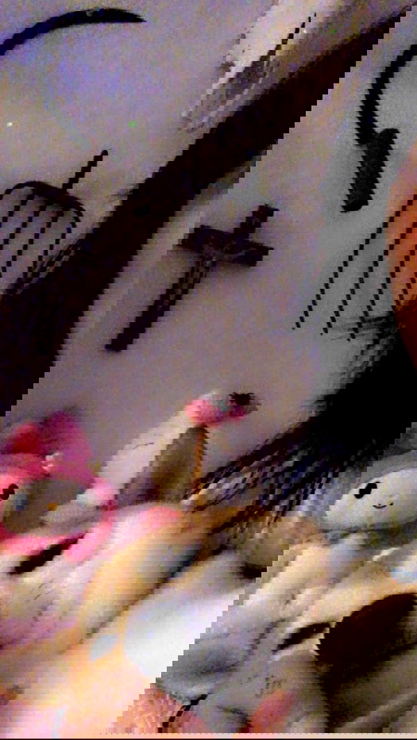 zommmbri image ~ Altpins