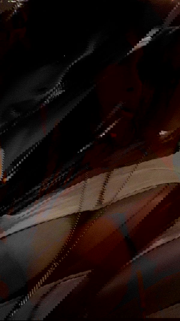 zommmbri image ~ Altpins