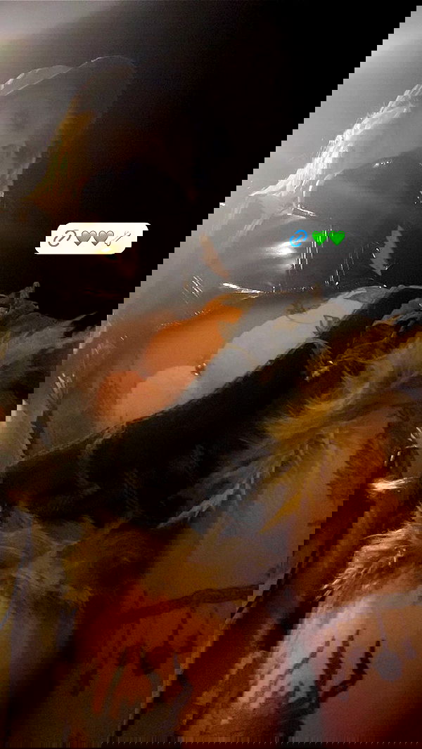 zommmbri image ~ Altpins