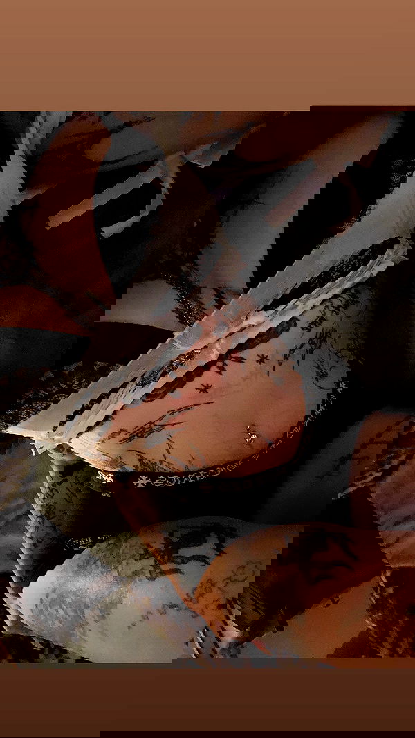 zommmbri image ~ Altpins