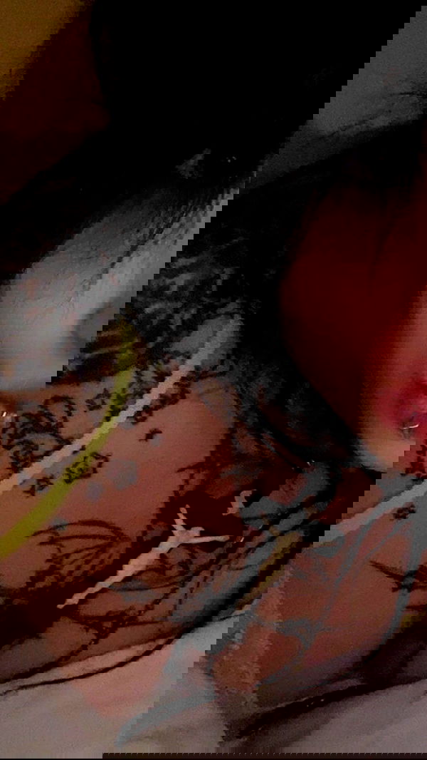 zommmbri image ~ Altpins