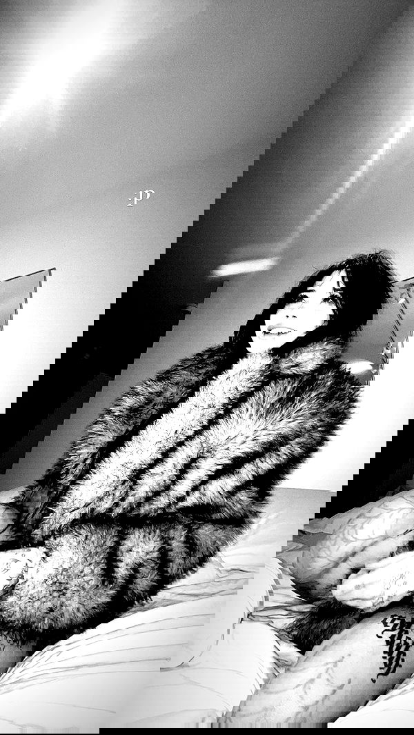 zommmbri image ~ Altpins