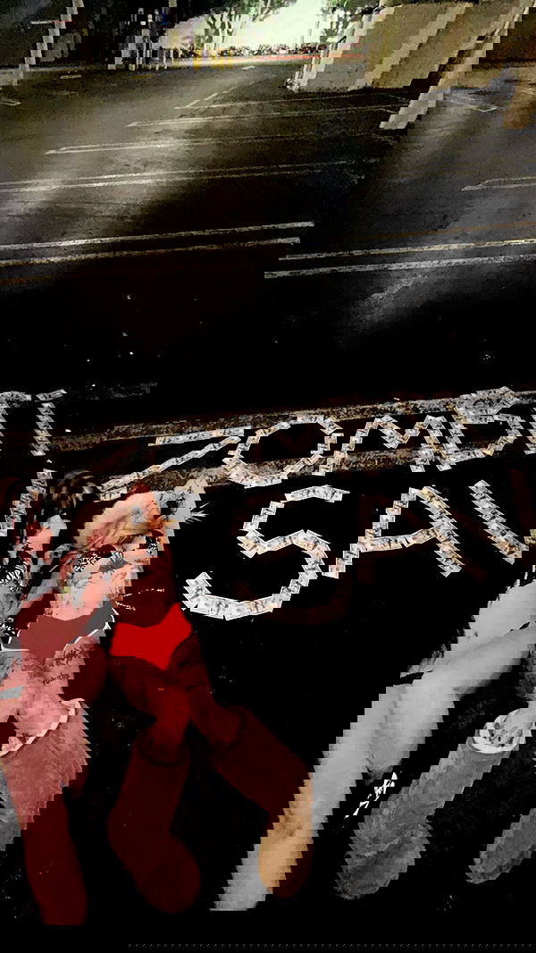 zommmbri image ~ Altpins