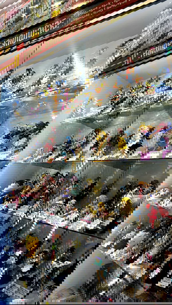 zommmbri image ~ Altpins