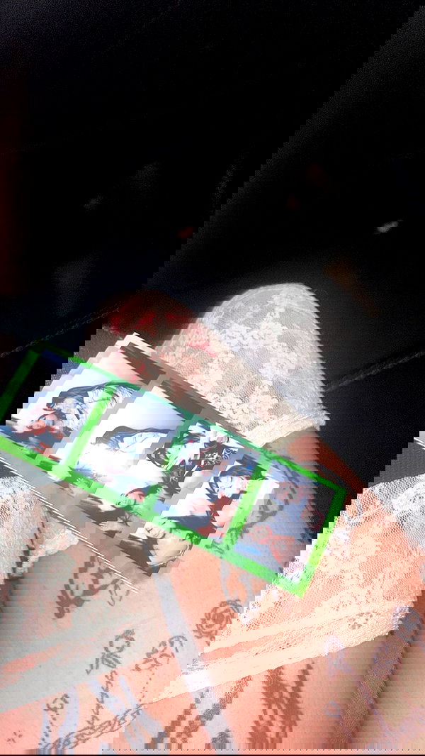 zommmbri image ~ Altpins