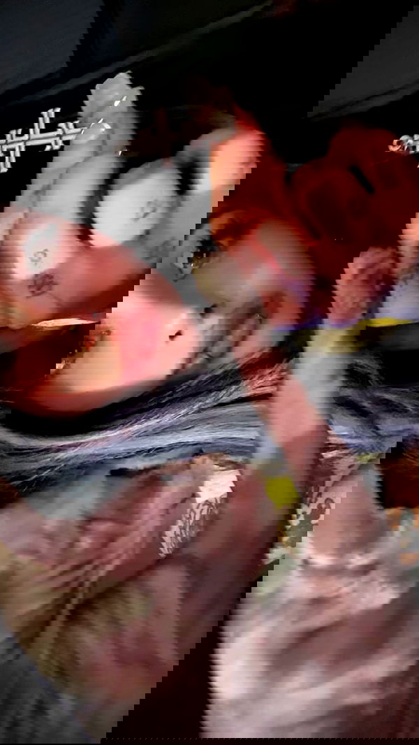 zommmbri image ~ Altpins