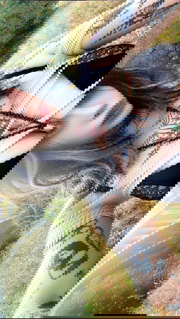 zommmbri image ~ Altpins