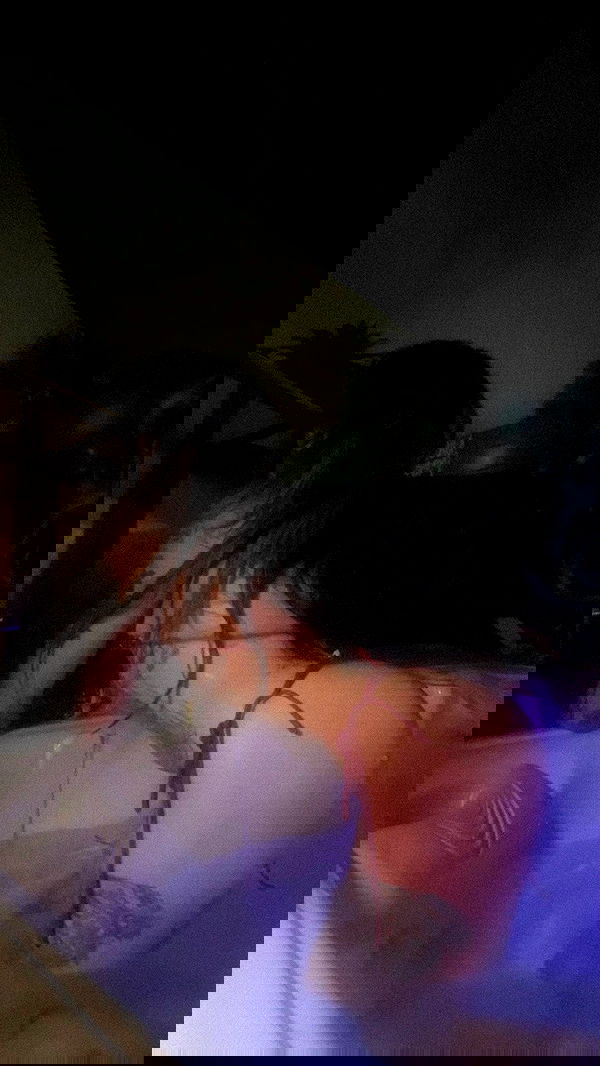 zommmbri image ~ Altpins