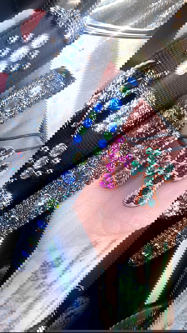 zommmbri image ~ Altpins