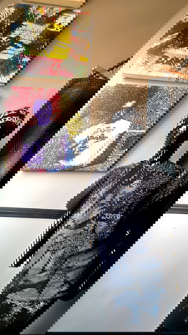 zommmbri image ~ Altpins