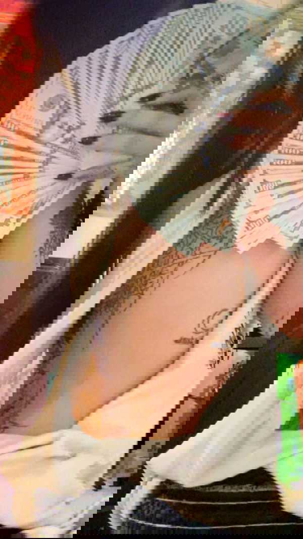 zommmbri image ~ Altpins