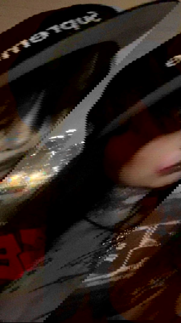 zommmbri image ~ Altpins