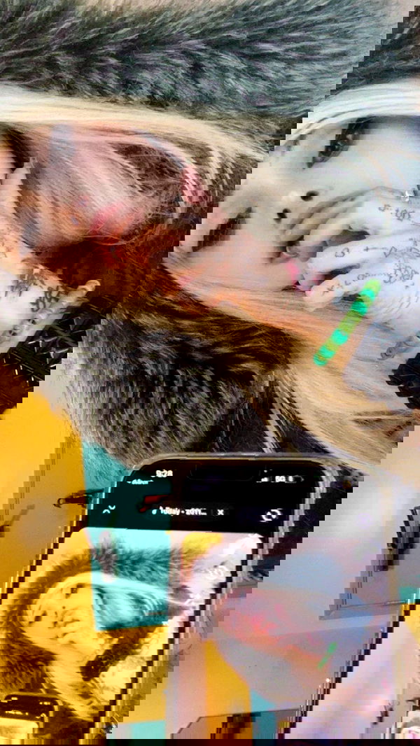 zommmbri image ~ Altpins