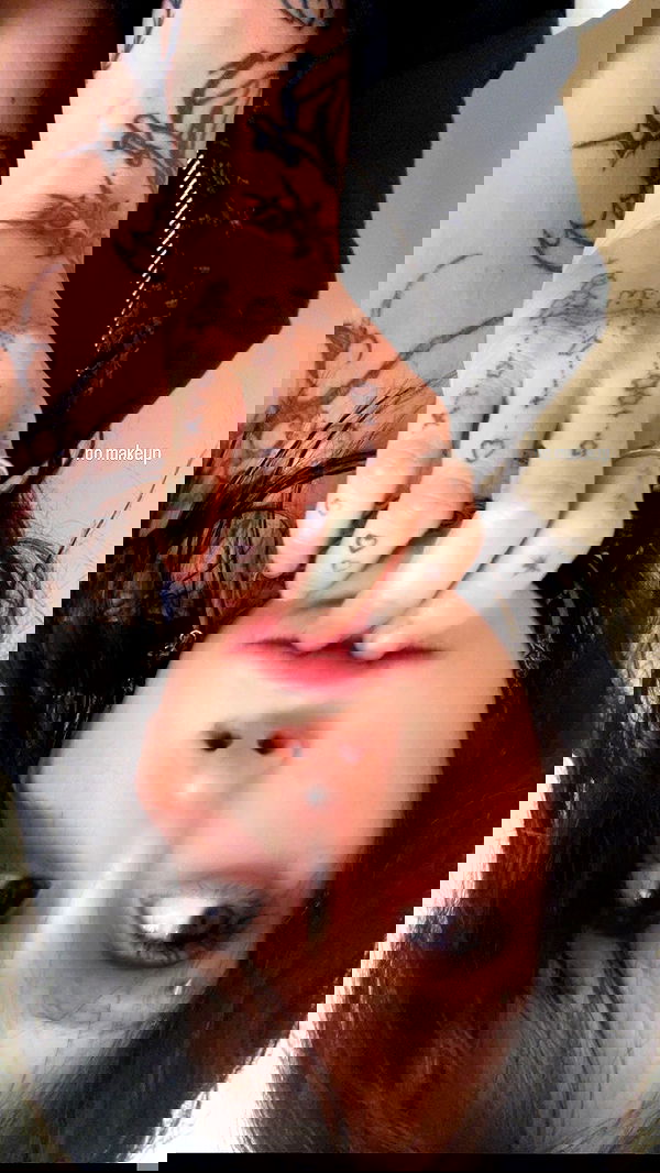 zommmbri image ~ Altpins