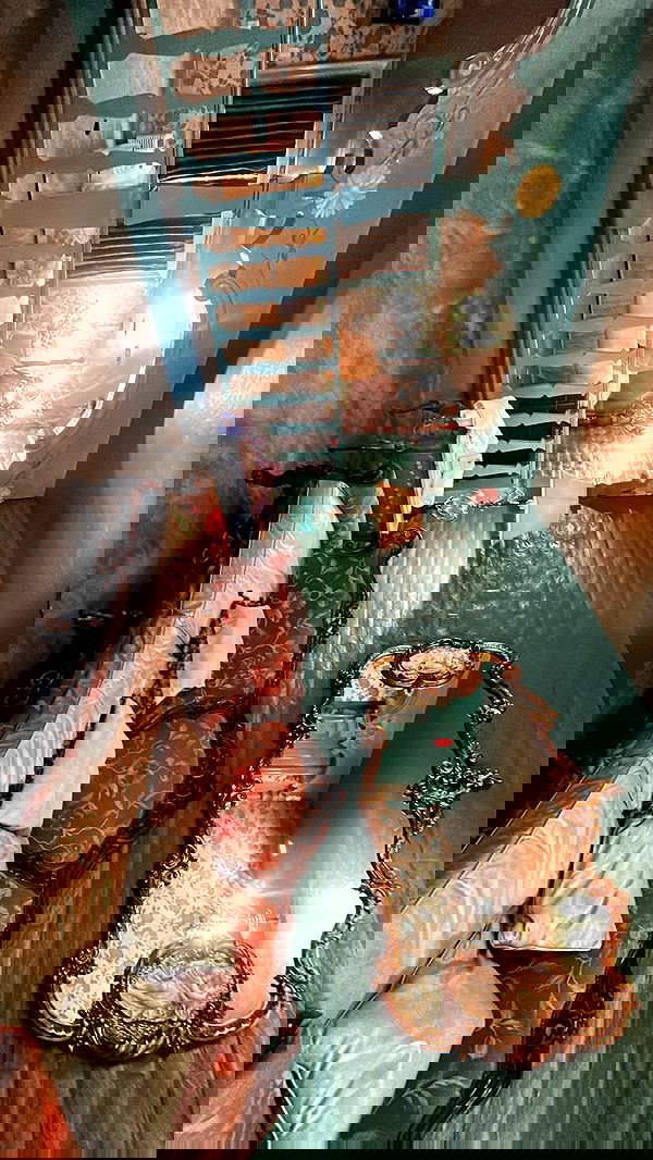 zommmbri image ~ Altpins