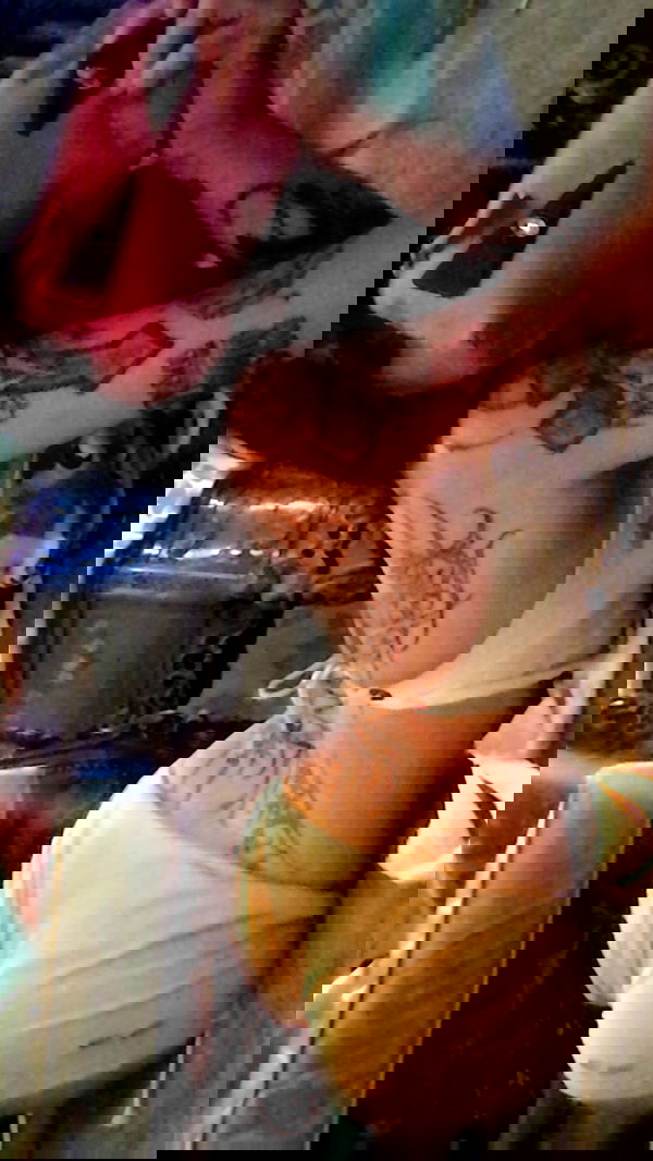 zommmbri image ~ Altpins