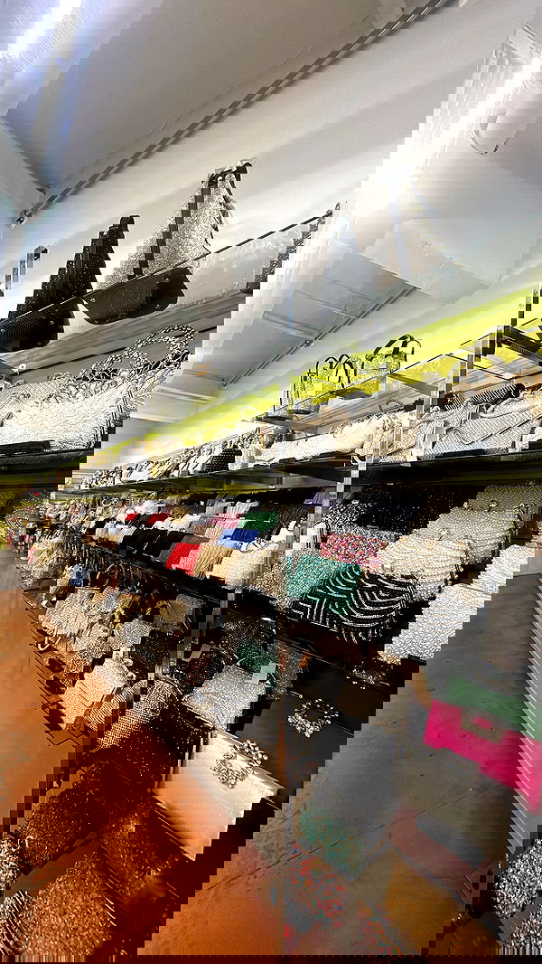 zommmbri image ~ Altpins