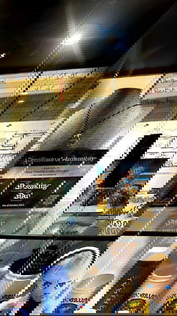 zommmbri image ~ Altpins