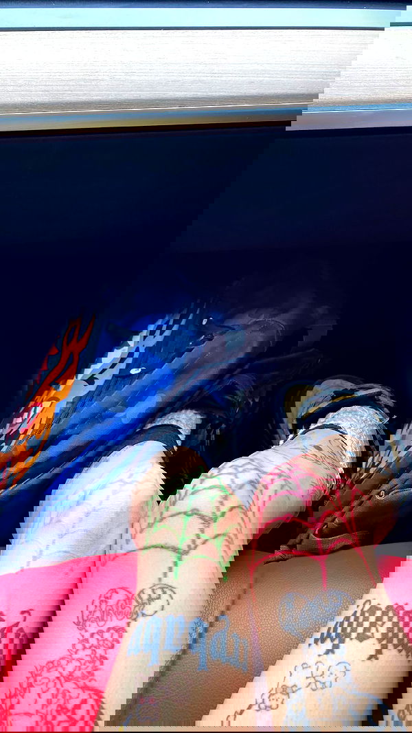 zommmbri image ~ Altpins