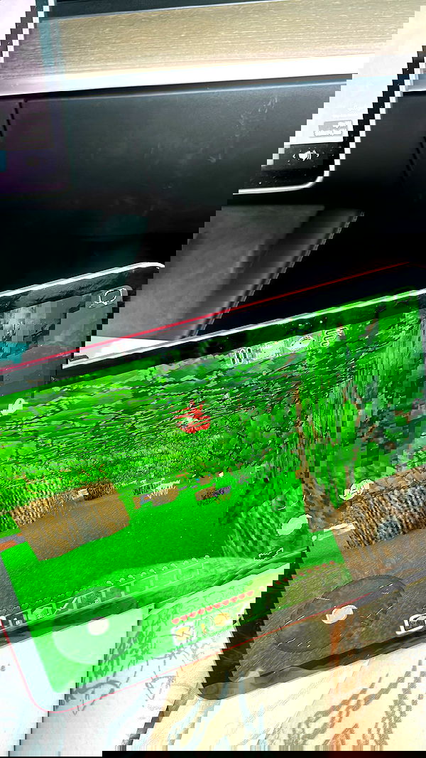 zommmbri image ~ Altpins