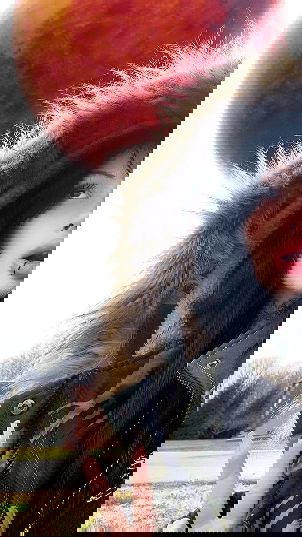 zommmbri image ~ Altpins