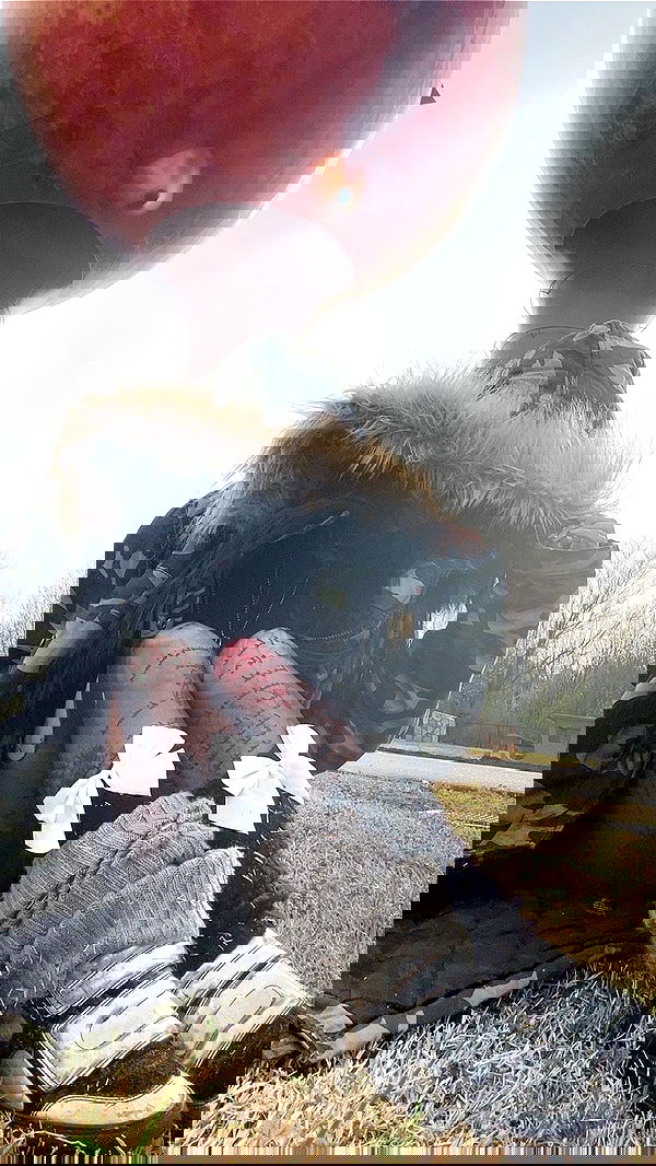 zommmbri image ~ Altpins