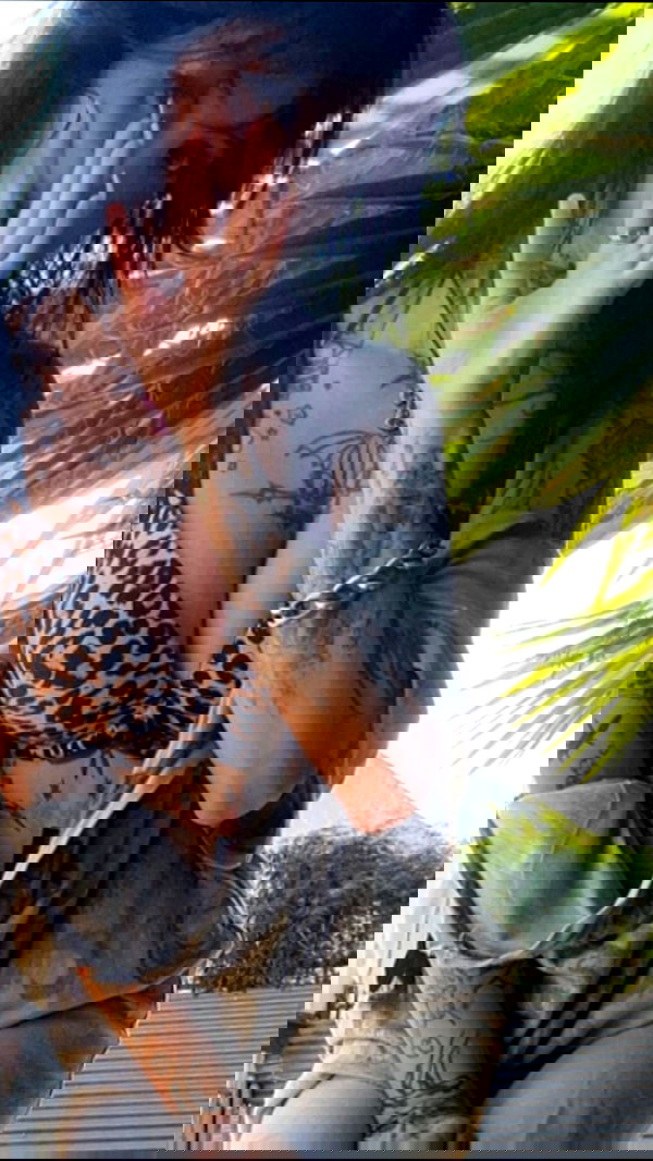 zommmbri image ~ Altpins