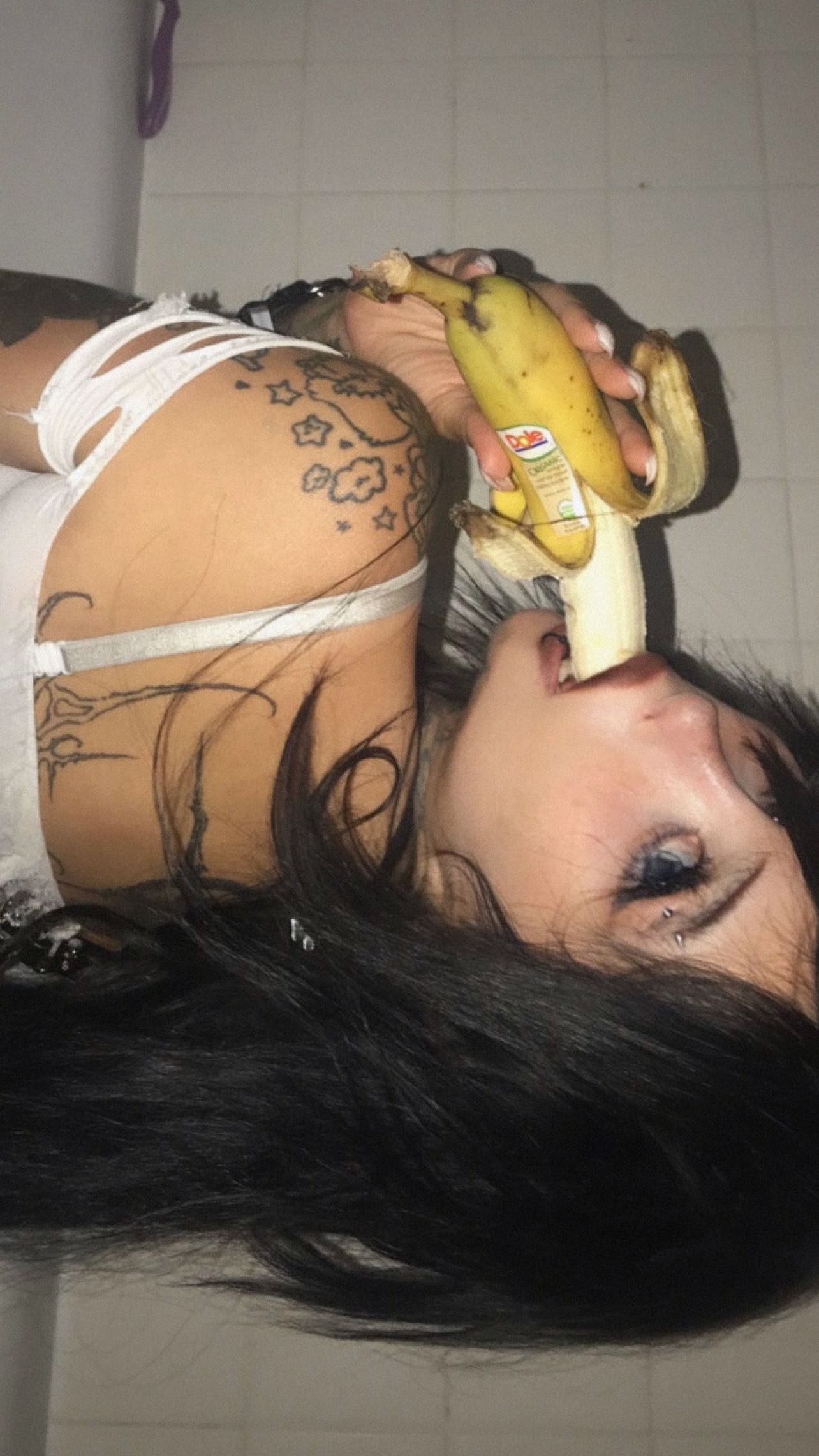 zommmbri instagram image archive image