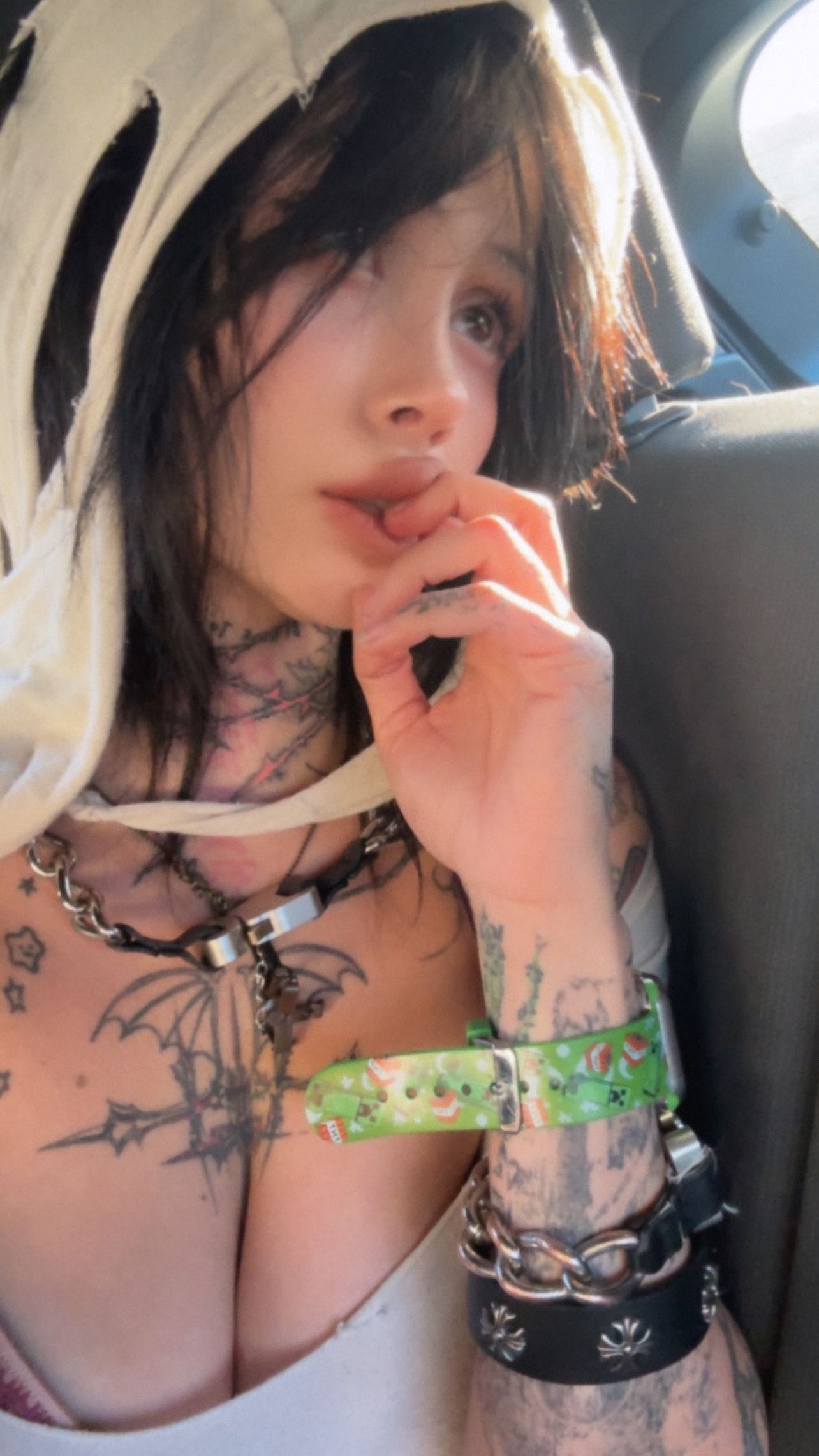 zommmbri instagram image archive image