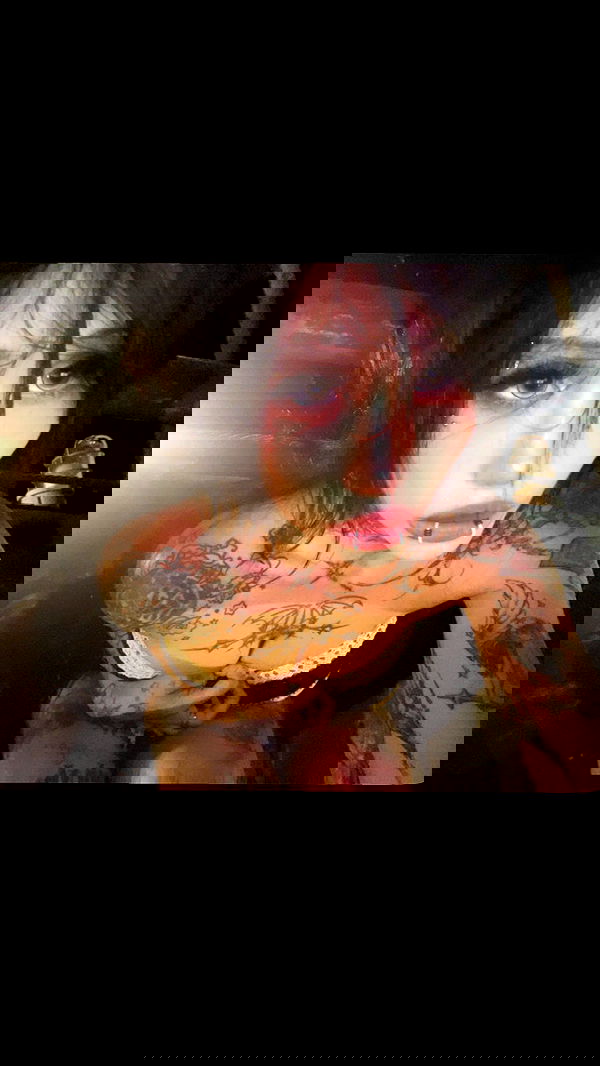 zommmbri image ~ Altpins