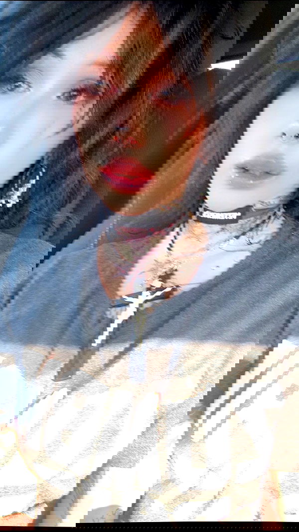 zommmbri image ~ Altpins