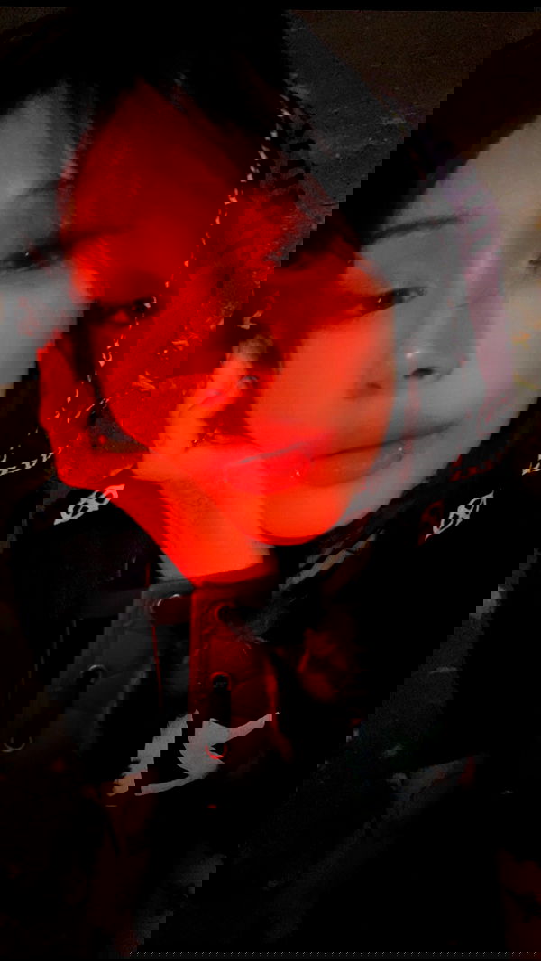 zommmbri image ~ Altpins