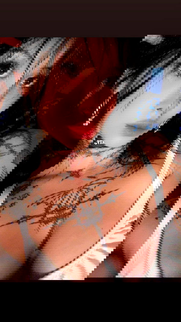 zommmbri image ~ Altpins