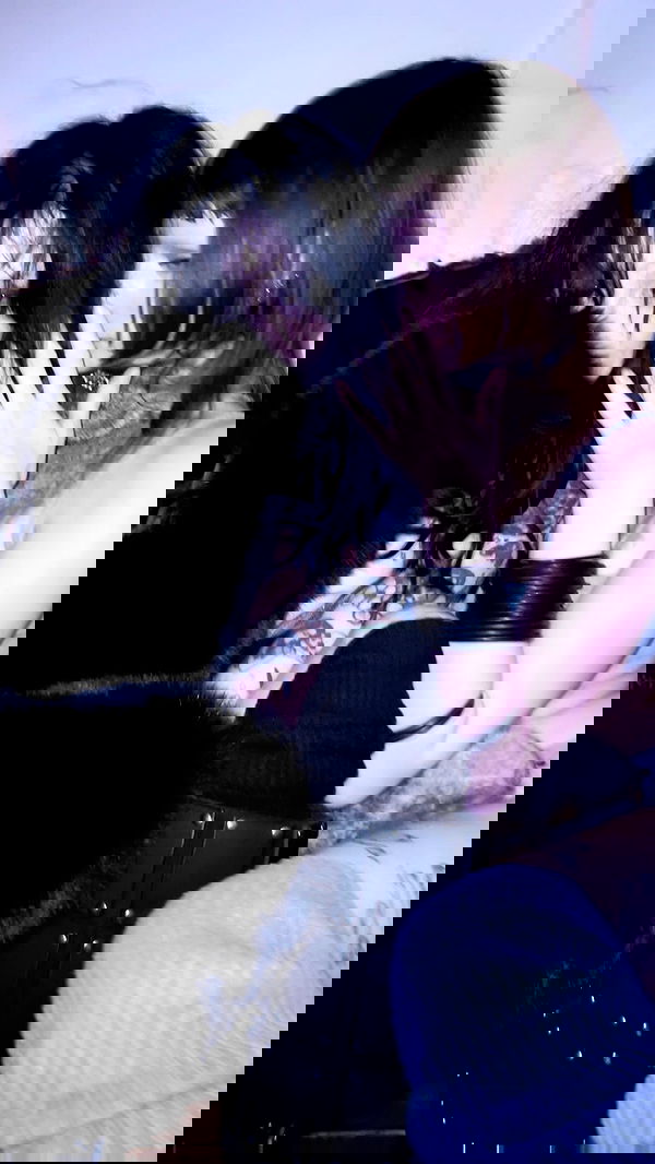 zommmbri image ~ Altpins