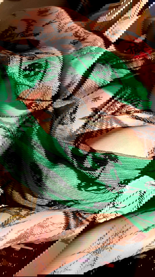 zommmbri image ~ Altpins