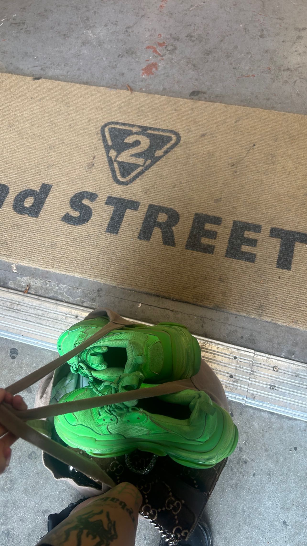 zommmbri instagram image archive image