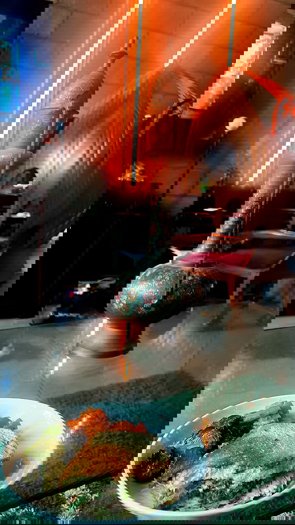 zommmbri image ~ Altpins