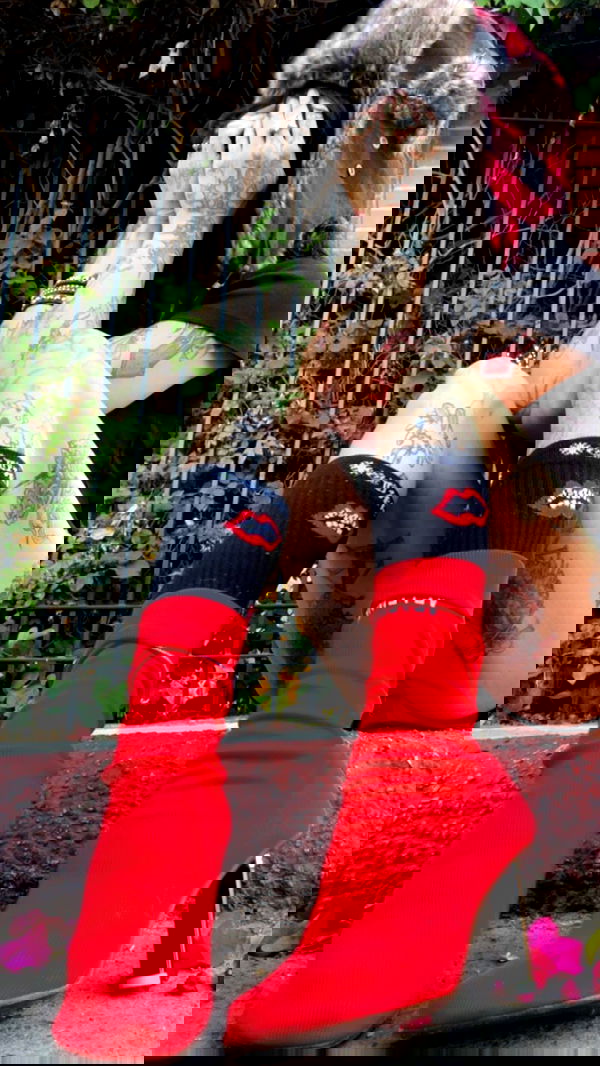 zommmbri image ~ Altpins