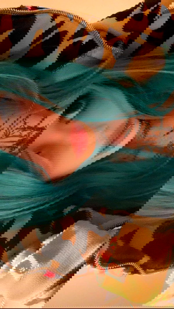 zommmbri image ~ Altpins