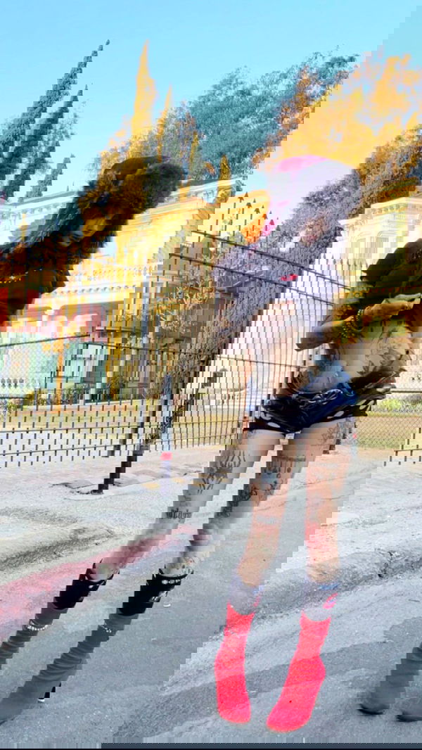 zommmbri image ~ Altpins