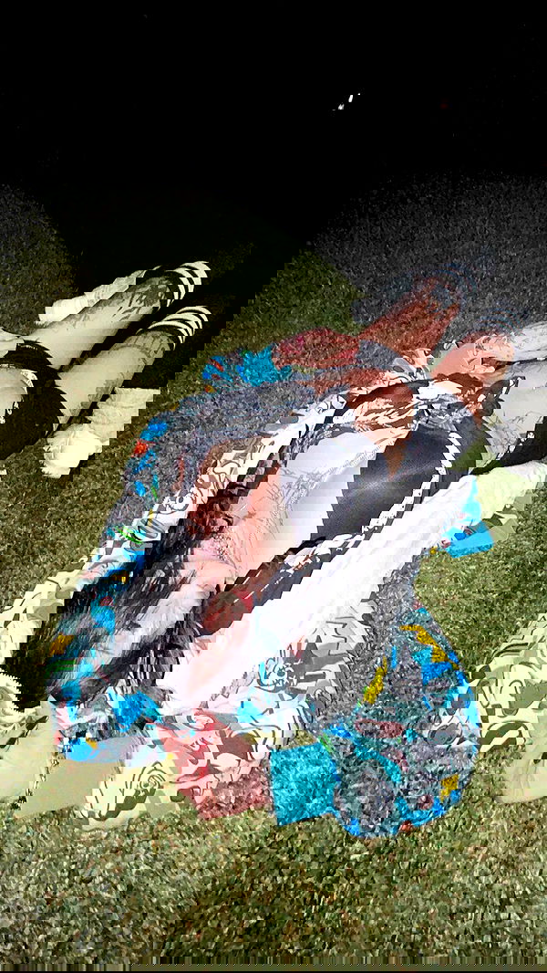 zommmbri image ~ Altpins