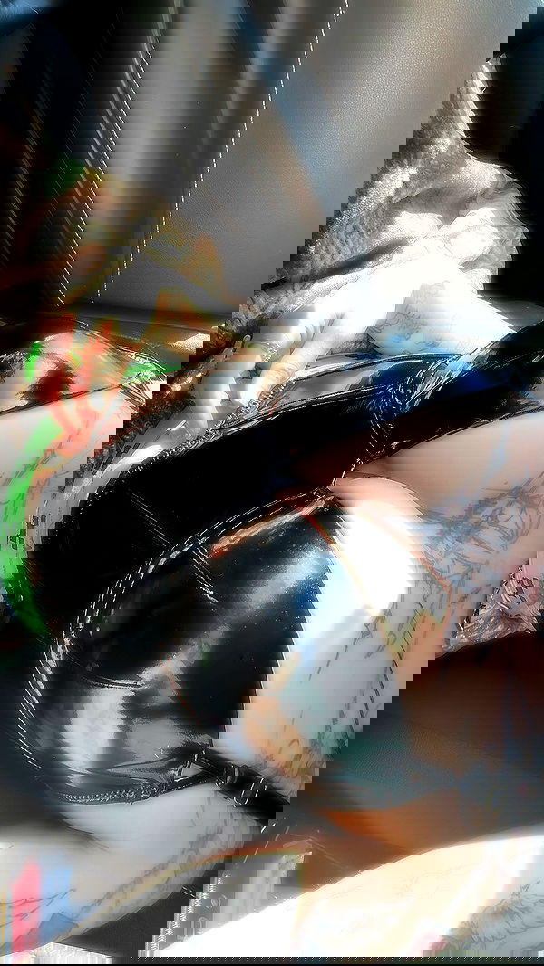 zommmbri image ~ Altpins