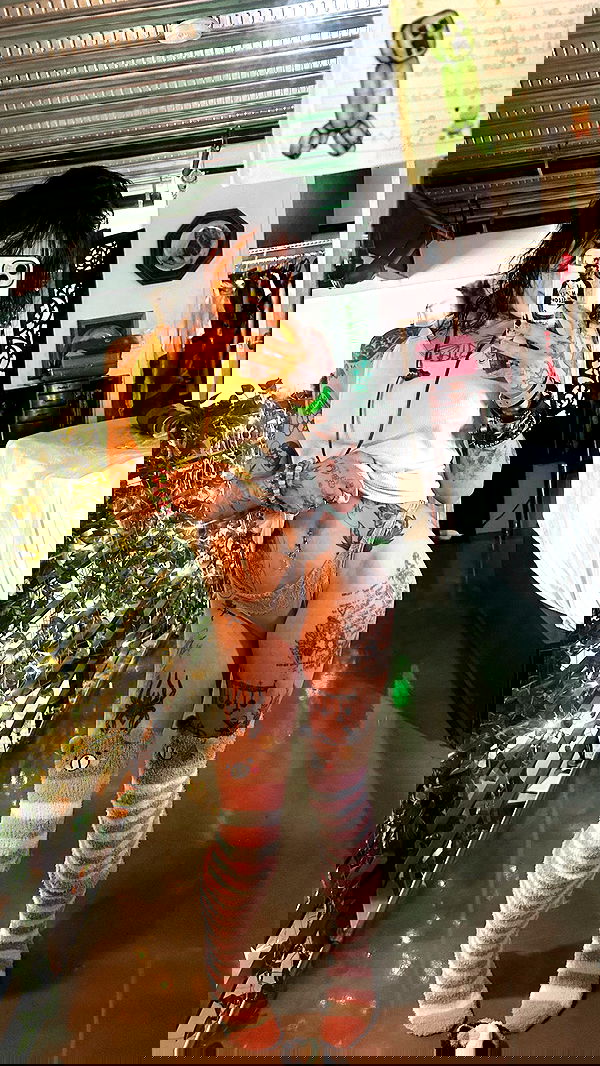 zommmbri image ~ Altpins